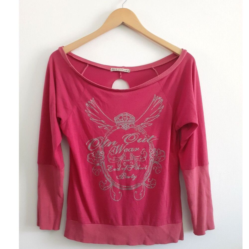 Y2K Otentico Out Wear Off the Shoulder Distressed Open Link Back LS Top
